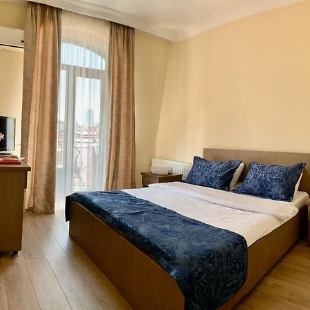 Hotel Port Altus 바투미 외부 사진